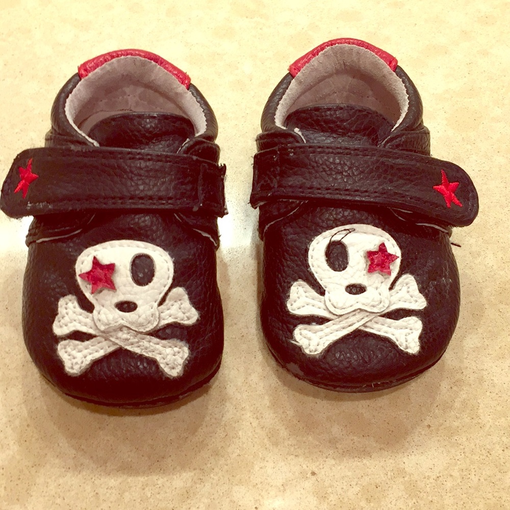 Jack and Lily leather Mocs size 6-12 months